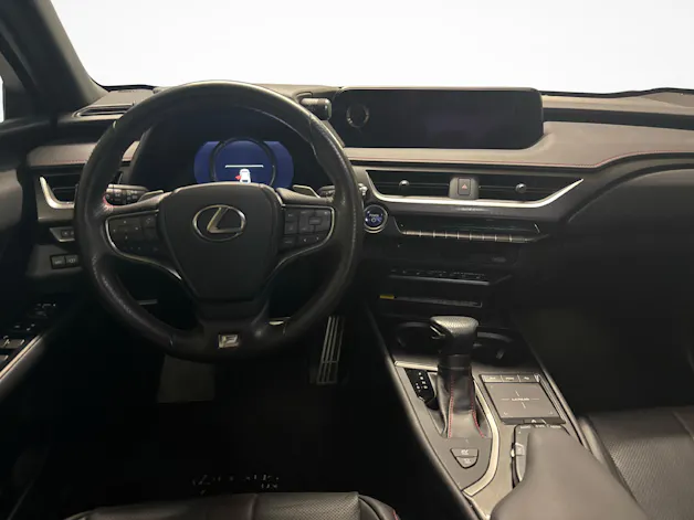 Lexus UX 250h F-Sport