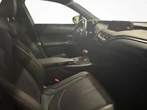 Fahrzeugbild LEXUS UX 250h F-Sport