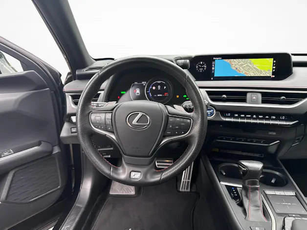 Lexus UX 250h F-Sport