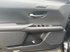 https://vehicle.imgix.net/431442/d1576a2d-8188-4747-b26d-7598724d3a73.jpg