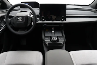 https://vehicle.imgix.net/4314558/128766e9-66c4-475d-8b93-03dc4360e4b2.JPG