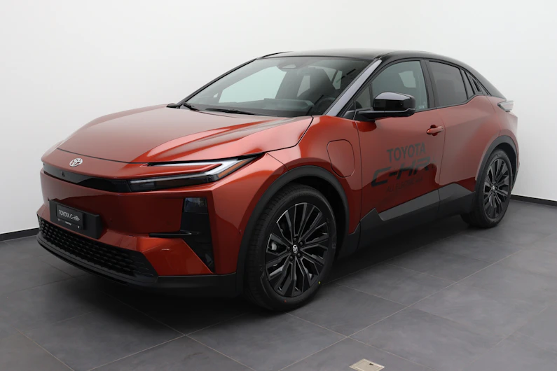 image du véhicule TOYOTA C-HR+