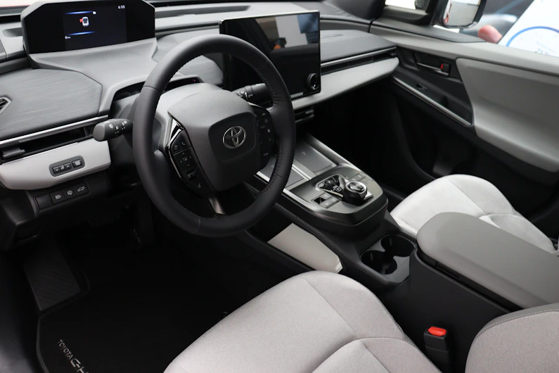 image du véhicule TOYOTA C-HR+
