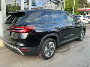 Škoda Kodiaq 2.0 TSI 204 PS 4x4 SELECTION *** PANORAMAGLASDACH, ANHÄNGEKUPPLUNG & 7 SITZER ***