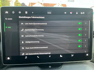 Škoda Kodiaq 2.0 TSI 204 PS 4x4 SELECTION *** PANORAMAGLASDACH, ANHÄNGEKUPPLUNG & 7 SITZER ***