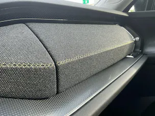 Škoda Kodiaq 2.0 TSI 204 PS 4x4 SELECTION *** PANORAMAGLASDACH, ANHÄNGEKUPPLUNG & 7 SITZER ***