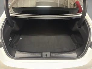 Mercedes-Benz CLA 200 - AMG / DISTRONIC / Rückfahrkamera / Leder / PRE SAFE