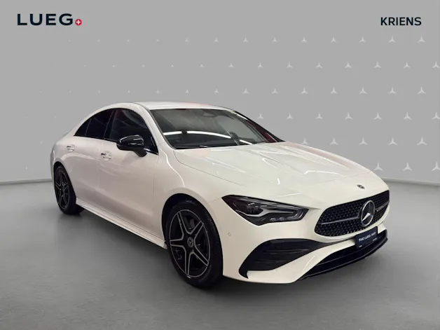 Mercedes-Benz CLA 200 - AMG / DISTRONIC / Rückfahrkamera / Leder / PRE SAFE