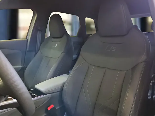 Audi Q3 SUV TFSI quattro 150 kW S tronic Daytonagrau Perleffekt