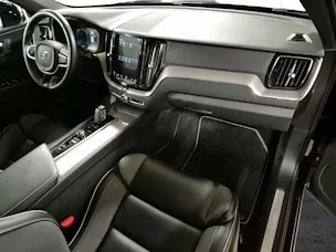Volvo XC60 2.0 B4 MH R-Design AWD