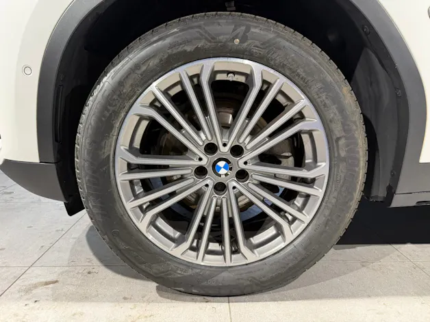 BMW X3 xDrive 48V 20d Individual Luxury Line Steptronic