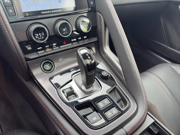 Jaguar F-Type Coupé R 5.0 V8 S/C AWD