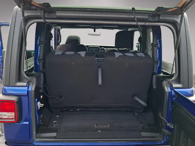 Jeep Wrangler 2.2MJ Sport Automatic