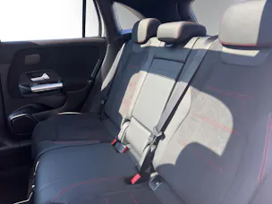 Mercedes-Benz GLA 220 4Matic 8G-DCT