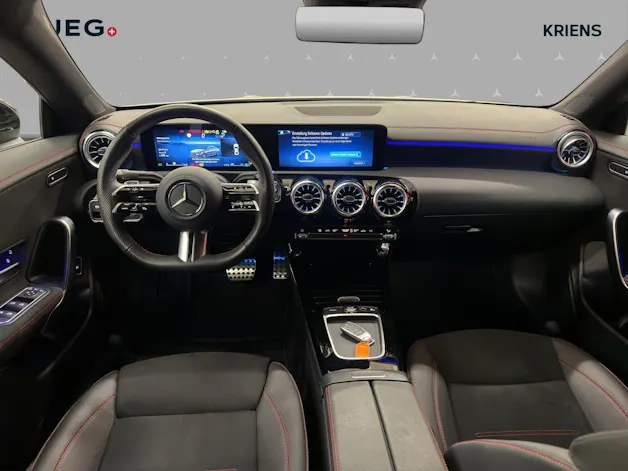 Mercedes-Benz CLA 220 4M - AMG / Rückfahrkamera / Ambiente-Licht