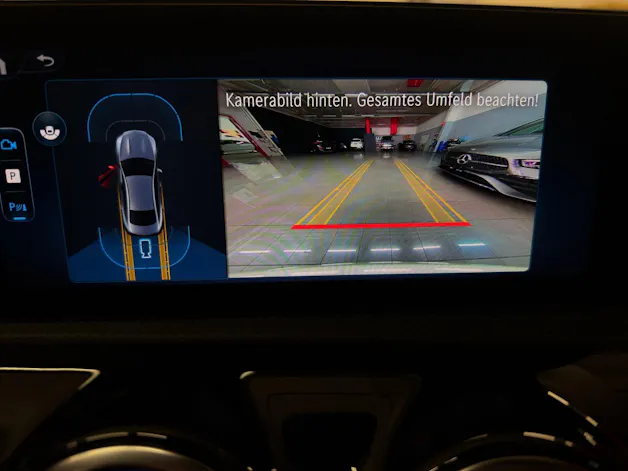 Mercedes-Benz CLA 220 4M - AMG / Rückfahrkamera / Ambiente-Licht