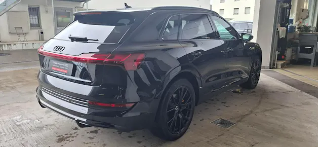 Audi e-tron 55 S Line Black Edition quattro