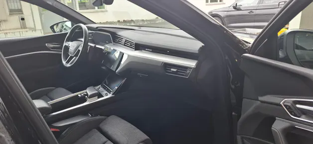 Audi e-tron 55 S Line Black Edition quattro