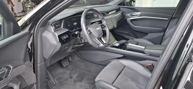 Audi e-tron 55 S Line Black Edition quattro
