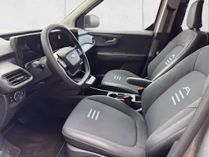 Ford E-Tourneo Courier Active