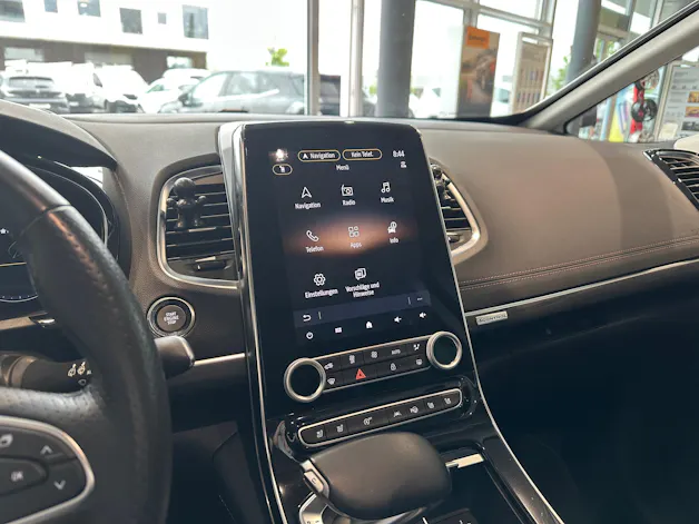 Renault Espace 2.0 dCi Initiale Paris EDC 6