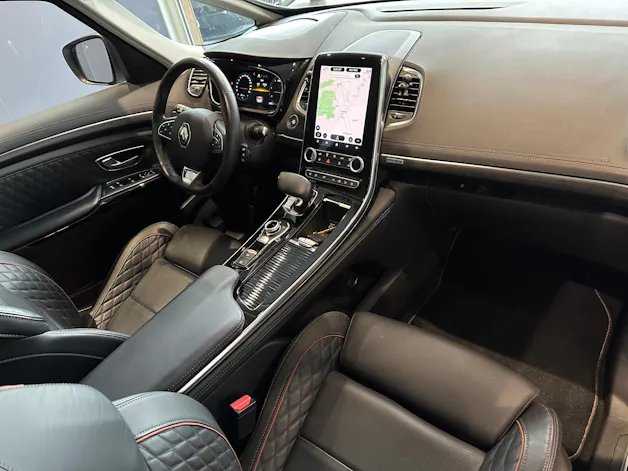 Renault Espace 2.0 dCi Initiale Paris EDC 6