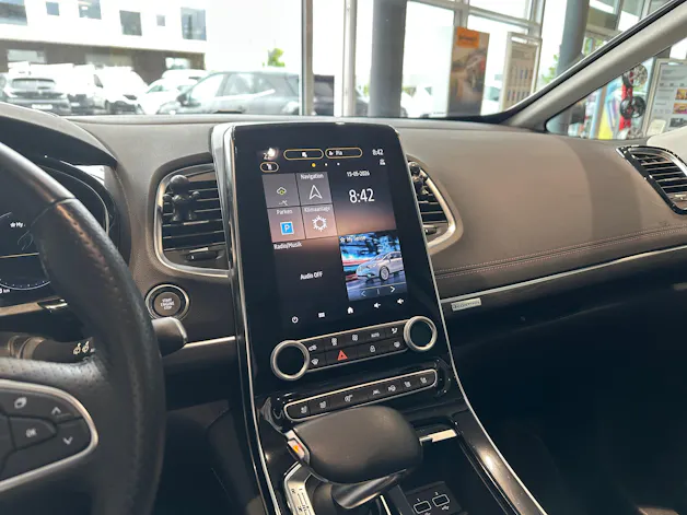 Renault Espace 2.0 dCi Initiale Paris EDC 6