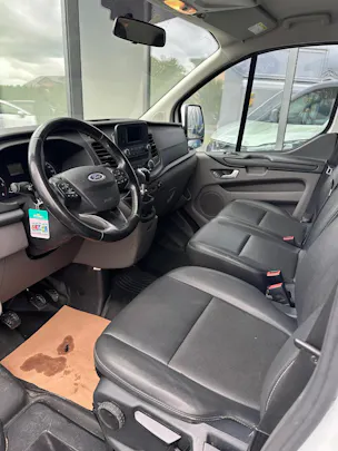 Ford Transit Custom Van 340 L2 2.0 TDCi 130 Trend