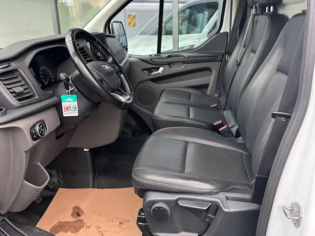 Ford Transit Custom Van 340 L2 2.0 TDCi 130 Trend