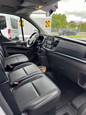 Ford Transit Custom Van 340 L2 2.0 TDCi 130 Trend