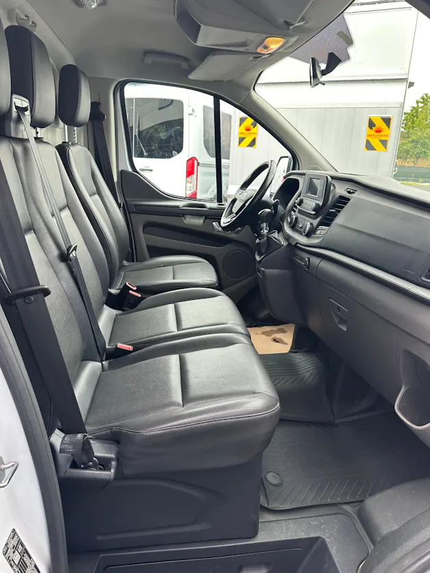 Ford Transit Custom Van 340 L2 2.0 TDCi 130 Trend