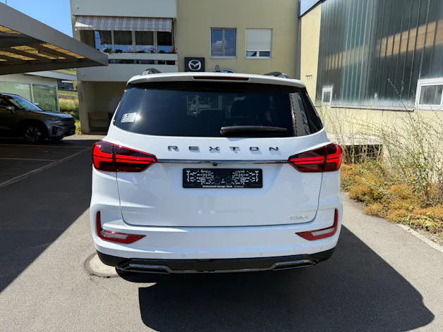 KGM -SsangYong Rexton 2.2 CRDi Blackline 4WD AT