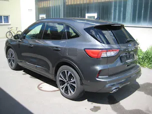 Ford Kuga 2.5 FHEV ST-Line X 4WD