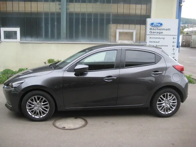 Mazda 2 SKYACTIV-G 90 Revolution Automat