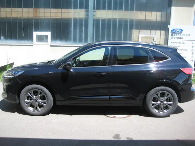Ford Kuga 2.5 FHEV ST-Line X 4WD