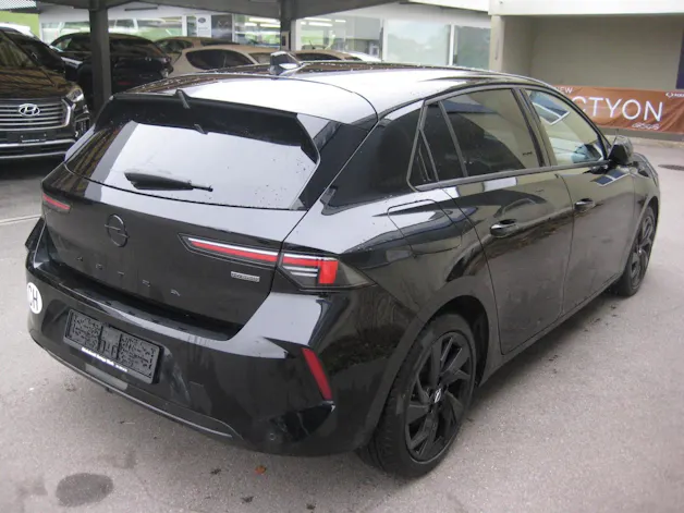 Opel Astra 1.6 PHEV Turbo Swiss Plus A