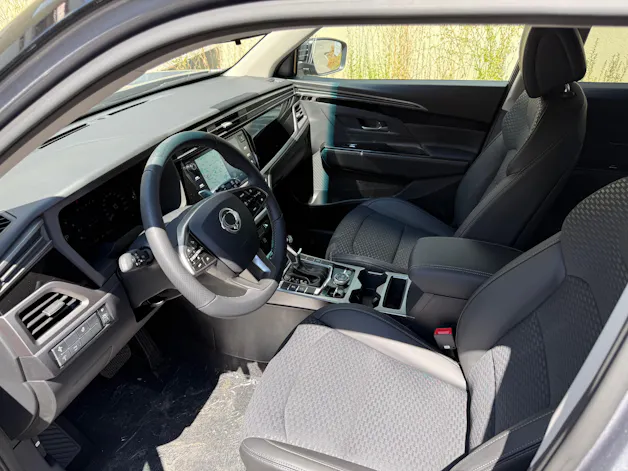 KGM -SsangYong Korando 1.5 T GDI Blackline 4WD Automat