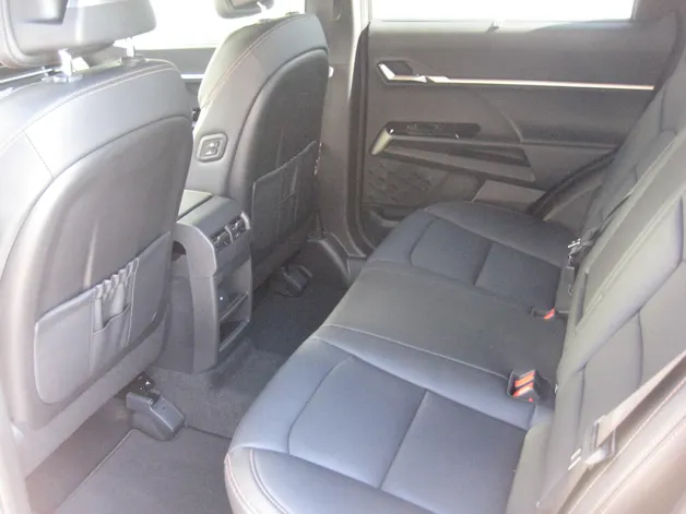 KGM -SsangYong Torres 1.5 TGDI Hybrid Titanium AT