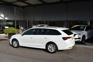 Škoda Octavia Combi 2.0 TDI DSG Selection