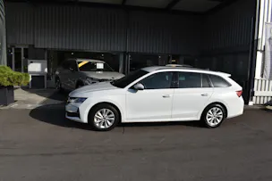 Škoda Octavia Combi 2.0 TDI DSG Selection