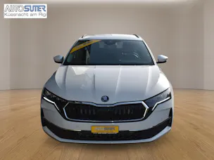 SKODA Octavia Combi 2.0 TDI DSG Selection