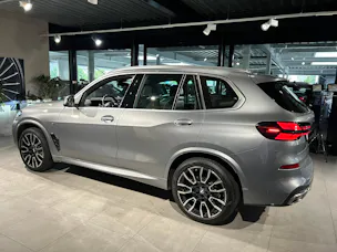 BMW X5 xDrive 48V 40d M Sport Steptronic