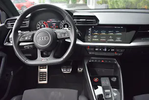 Audi RS3 Limousine 2.5 TSI quattro S-tronic