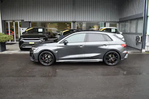 Audi RS3 Limousine 2.5 TSI quattro S-tronic