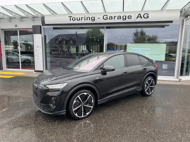 Audi Q4 e-tron 55 quattro Sportback S-line Black Edition Plus / 340 PS