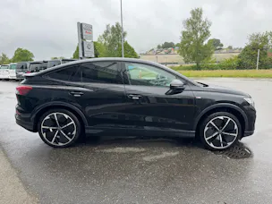 Audi Q4 e-tron 55 quattro Sportback S-line Black Edition Plus / 340 PS
