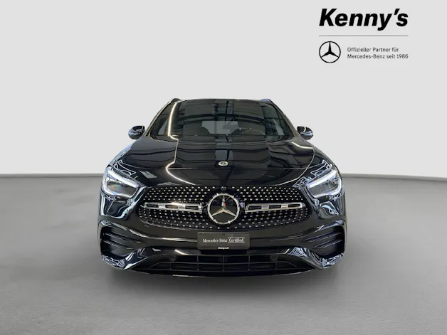 Mercedes-Benz GLA 200 AMG Line 4MATIC