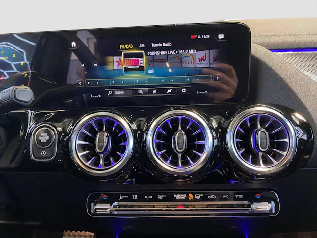 Mercedes-Benz GLA 200 AMG Line 4MATIC