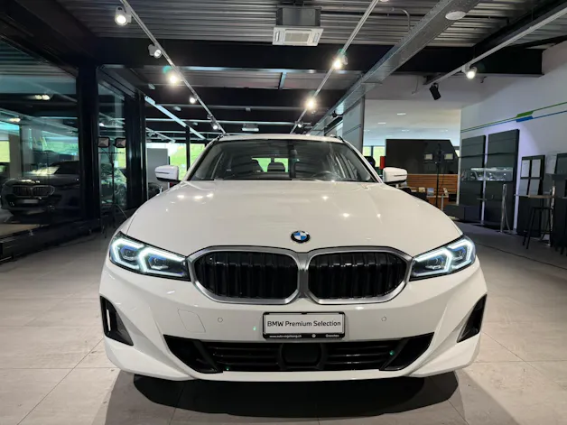 BMW 320d xDrive 48V Touring Steptronic