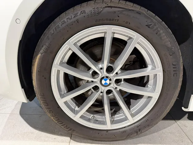 BMW 320d xDrive 48V Touring Steptronic